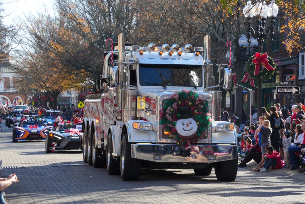 2023 Fayetteville Rotary Christmas Parade