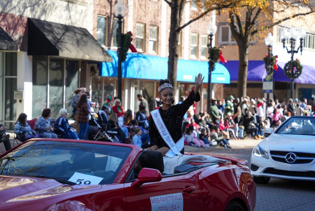 2023 Fayetteville Rotary Christmas Parade